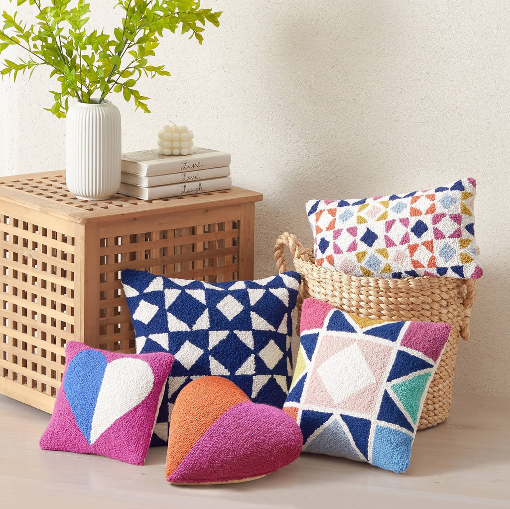 Quilt Star Hooked Cushion - Olde Glory