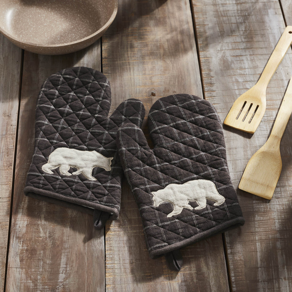 Wyatt Bear Oven Mitt Set - Olde Glory